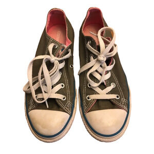 Size 4 Youth Converse Low Top Pink Gray Lace Up Canvas Sneakers 65032F